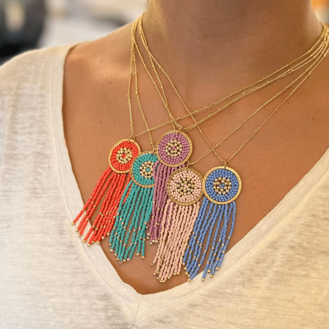 Collar Mandala M con Flecos - Cuatro a Mano