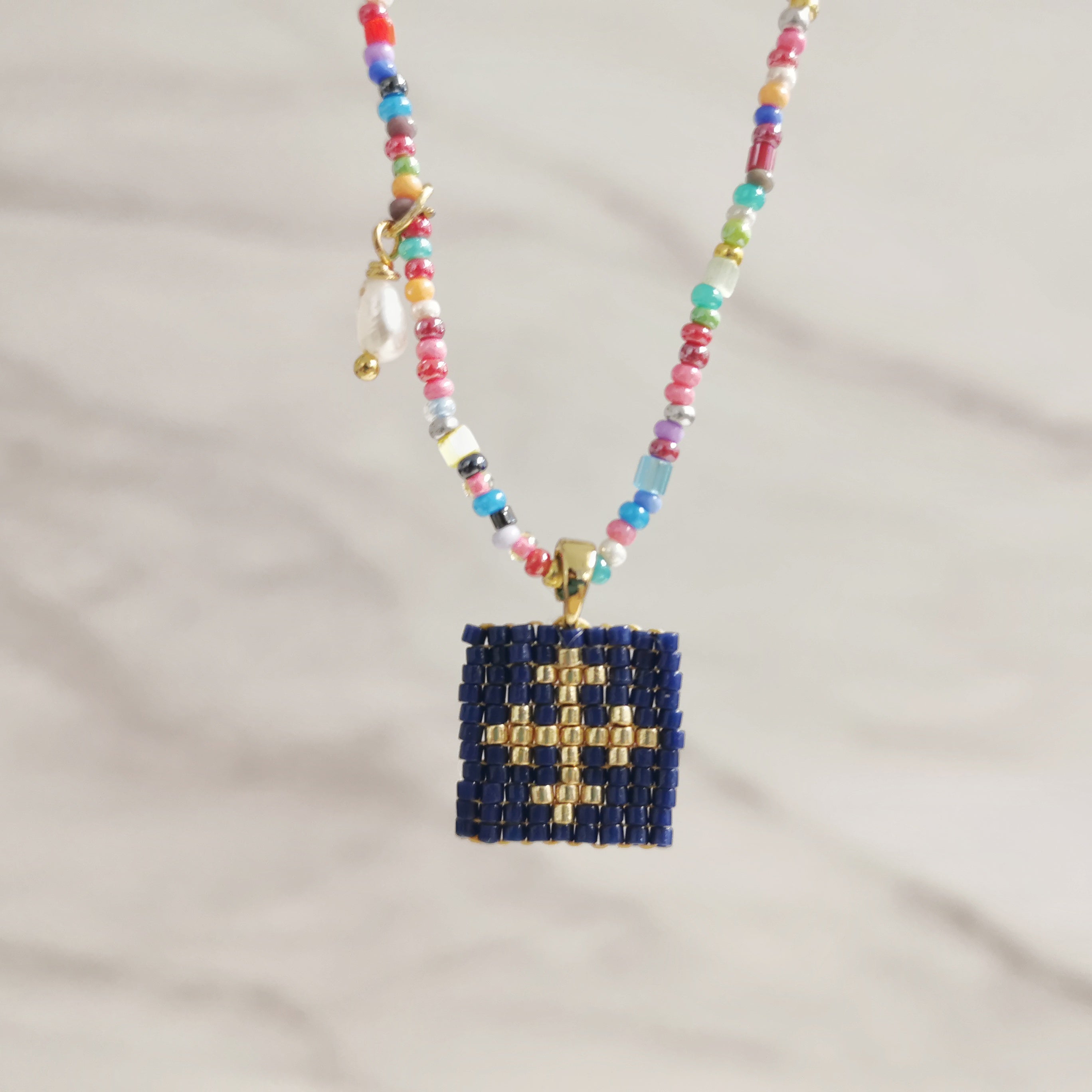 Collar Escapulario - Cuatro a Mano