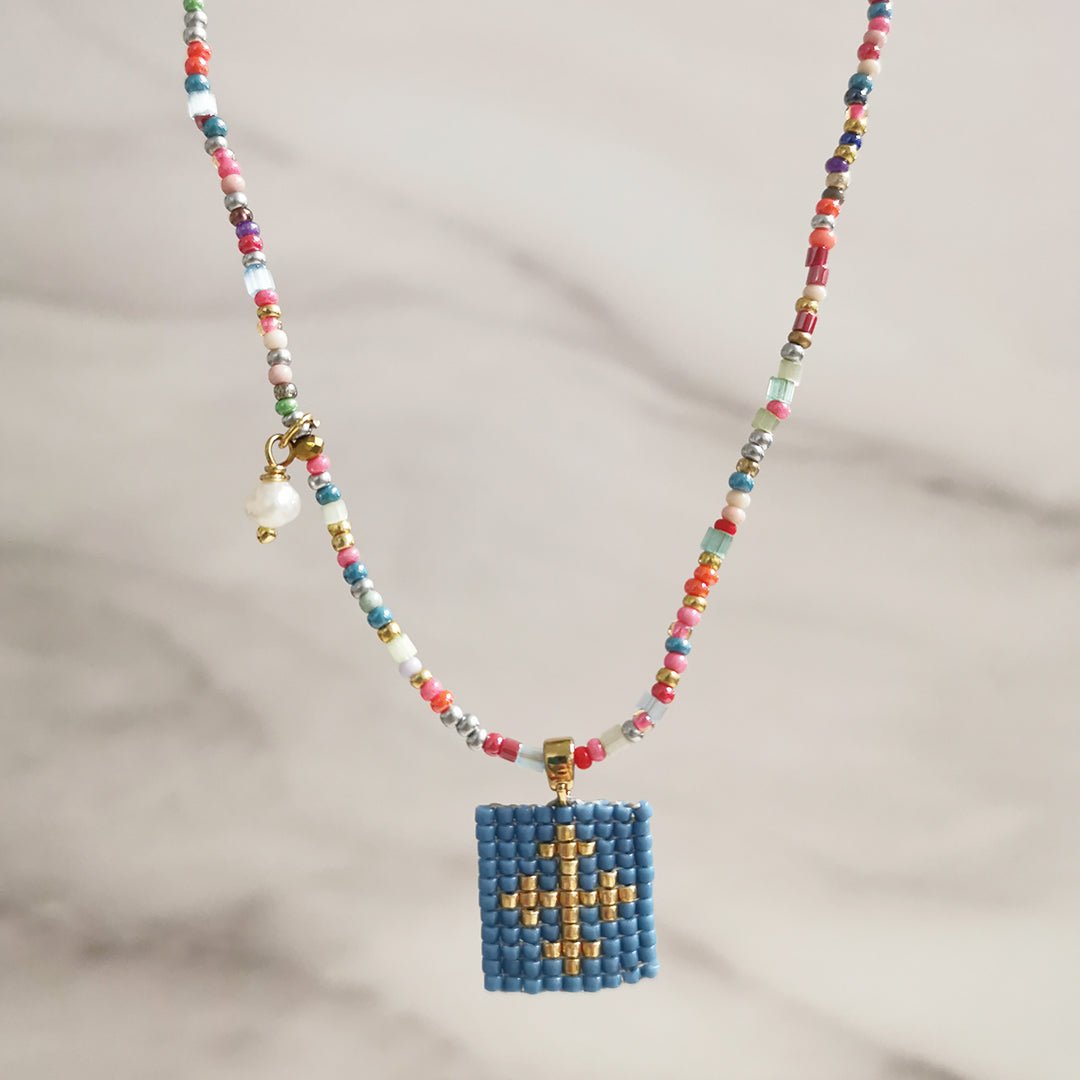 Collar Escapulario - Cuatro a Mano