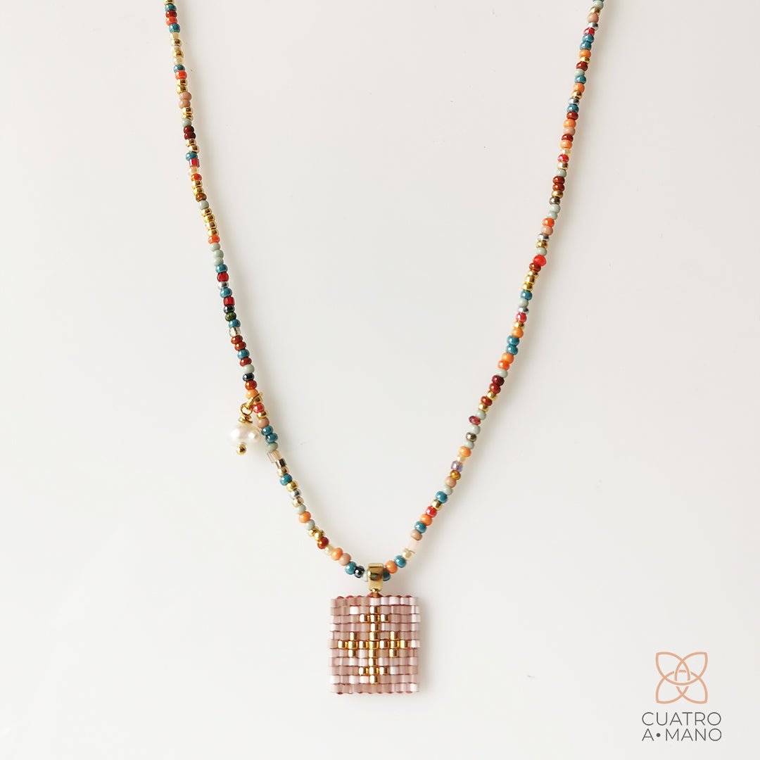 Collar Escapulario - Cuatro a Mano